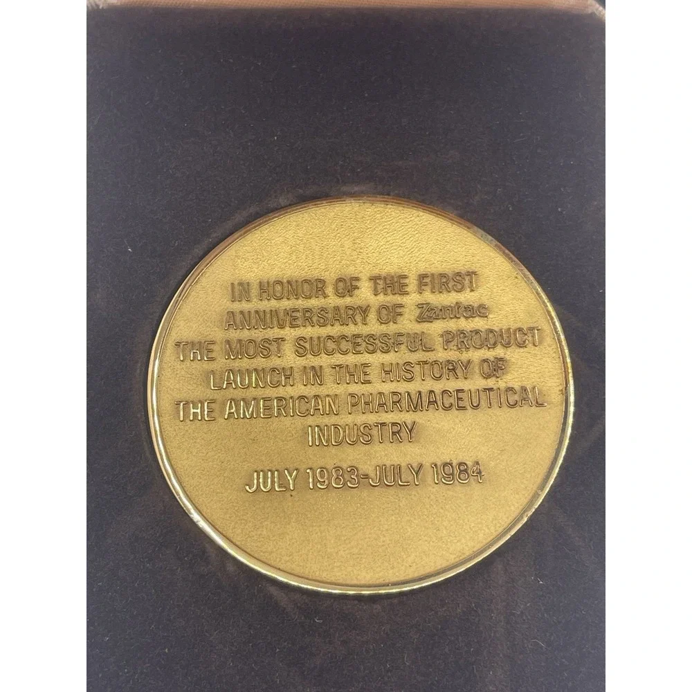 Vtg Commemorative‎ Jostens 1984 Olympic Games Zantac Medal in case Bin Z